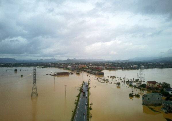Matmo strengthens into typhoon again  as it moves toward southern China