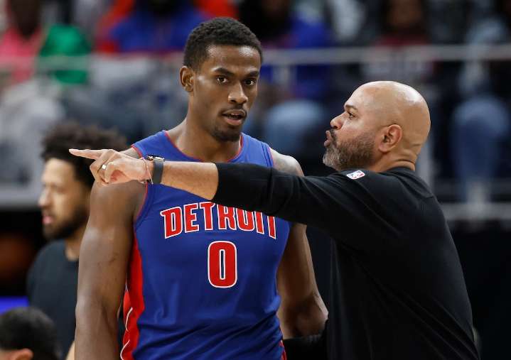 How this Pistons center is earning an expanded role in Detroit’s offense