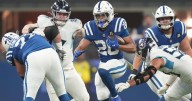 Jonathan Taylor scores 3 TDs as Colts pull away from Titans 38