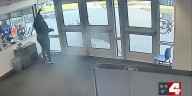 Principal protects students from deer at Ladue Middle School