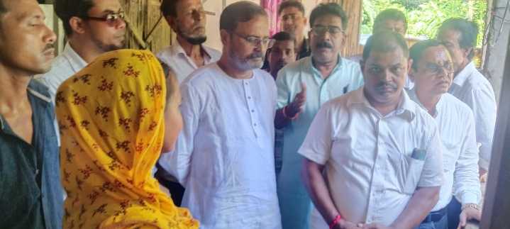 Congress gives deputation demanding justice for brutal murder of infant girl at Panisagar