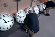 Esto es lo que le pasa a tu cuerpo cuando los relojes se atrasan una hora