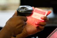 ¿En qué consiste la demanda de la ACLU en Puerto Rico por entrega de datos de licencias de conducir de indocumentados a ICE y DHS?