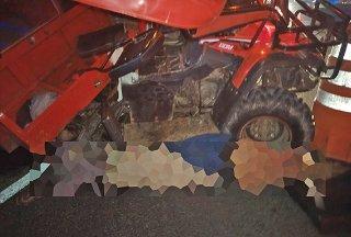 Dos hermanos mueren tras ser embestidos por tráiler cisterna