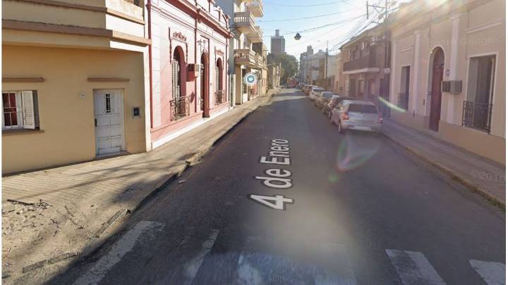 Violento robo en barrio Sur: golpearon a un vecino, le sacaron más de medio millón de pesos y le vaciaron la billetera virtual