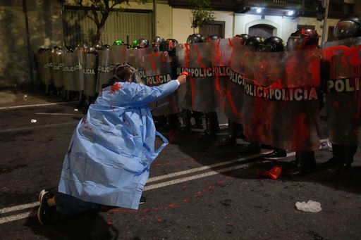 Jóvenes de la Generación Z toman la calle en contra de políticos y piden cambios profundos en Perú