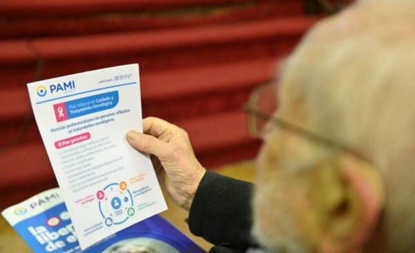 PAMI cubre el 100% de medicamentos oncológicos: ¿Cómo acceder?