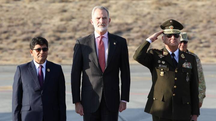 Felipe VI defiende el español ante el "panorama internacional incierto": "Nuestra lengua ha de servir para buscar la paz"