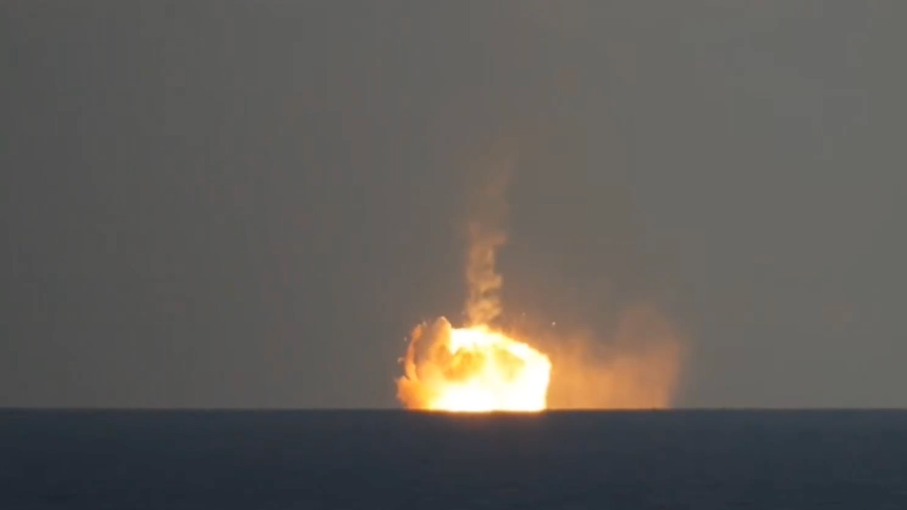 Starship's Super Heavy rocket crashes, explodes in Gulf of Mexico