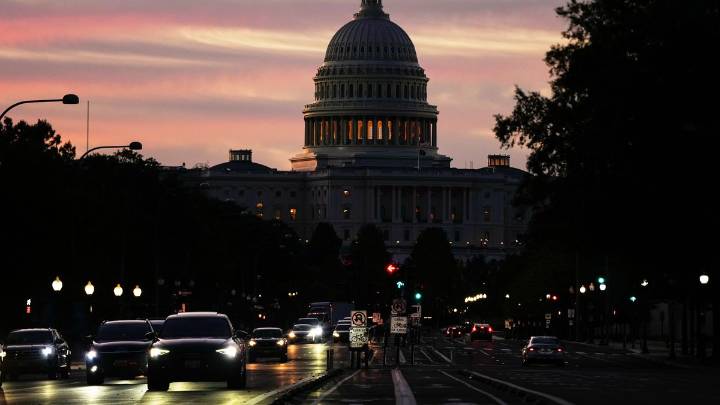 Comienza el cierre de gobierno en EEUU; el país enfrenta un nuevo período de incertidumbre