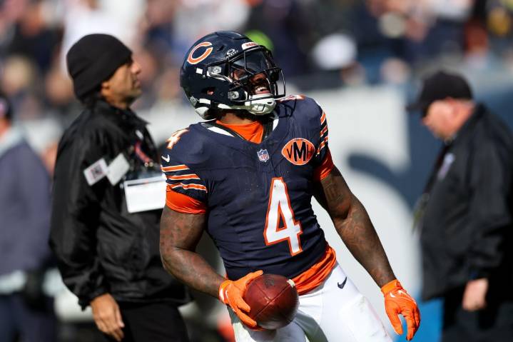 Are Chicago Bears a top-10 rushing attack? Should they be underdogs? 5 pressing questions after the Week 7 win.