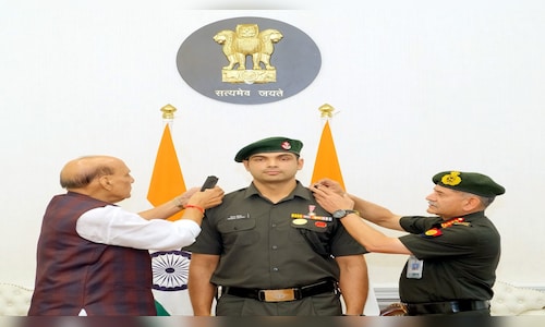 Two-time Olympic medalist Neeraj Chopra conferred rank of Lt Colonel