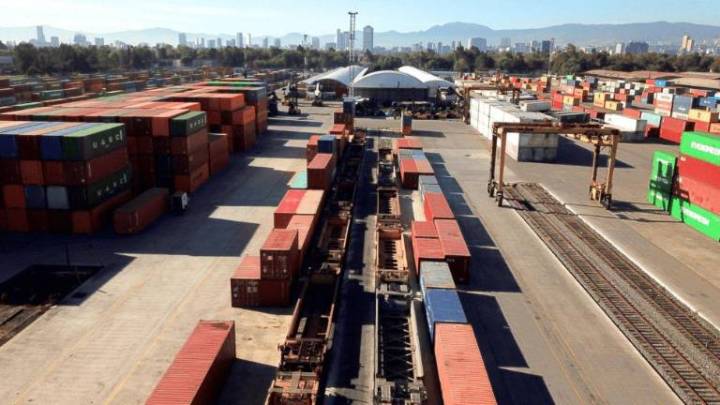 Ley de Aduanas hará responsables a servidores públicos en caso de irregularidades: Sheinbaum