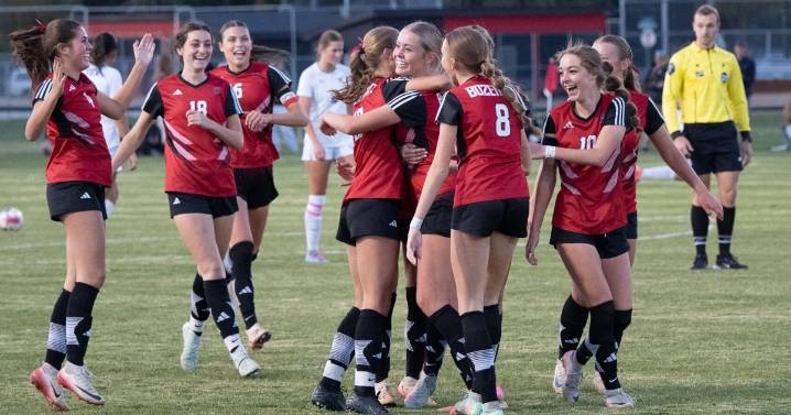 Ellah Bailey's two goals lift Bozeman High girls soccer past Billings Skyview in playoff opener