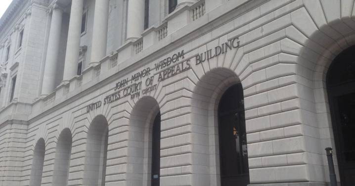 Full 5th Circuit will revisit LA's Ten Commandments law