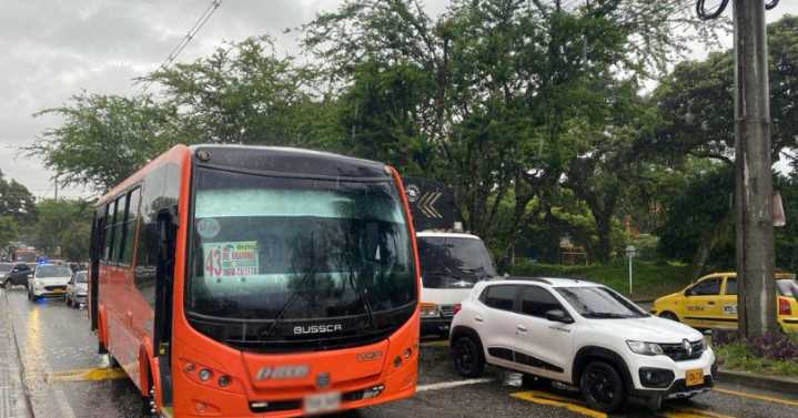 Alcaldesa Johana Aranda llega a acuerdo con un grupo de transportadores