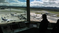 Crece la preocupación en pasajeros del aeropuerto El Dorado por vuelos cancelados y retrasados