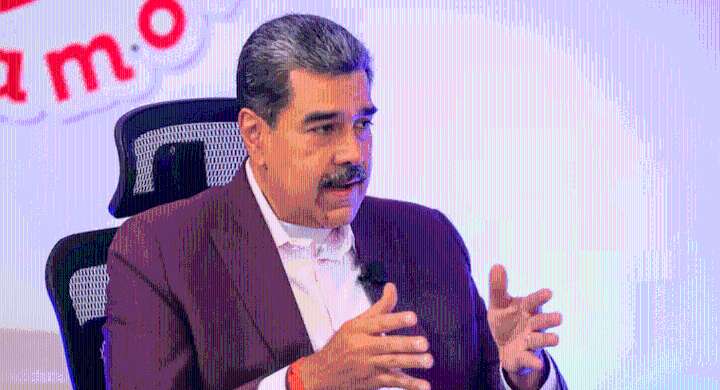 Plan fallido: agente de EE. UU. intentó reclutar al piloto de Maduro para facilitar su captura El agente Edwin López, exintegrante de Homeland Security, habría ofrecido dinero y protección al piloto d