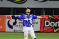 Lorenzo Cedrola saca la casta de campeón bate y extiende el invicto de los Tigres