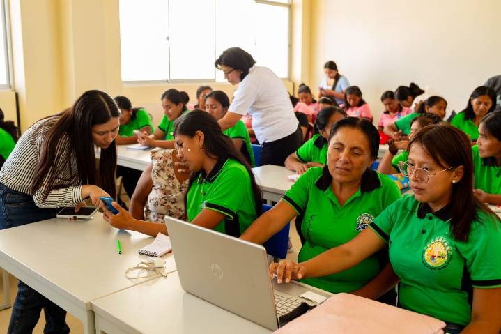 Mujeres de Tajamar convierten su producción láctea en éxito