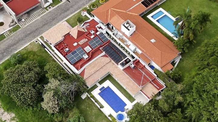 La casa del ancla: el secretario de Marina de López Obrador compró una casa a precio de terreno