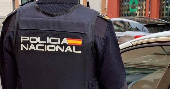Una persona es apuñalada en el cuello tras una pelea en Granada