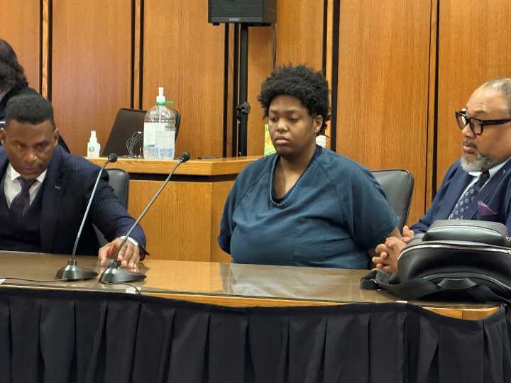 Jury selection begins for woman accused of fatally stabbing 3