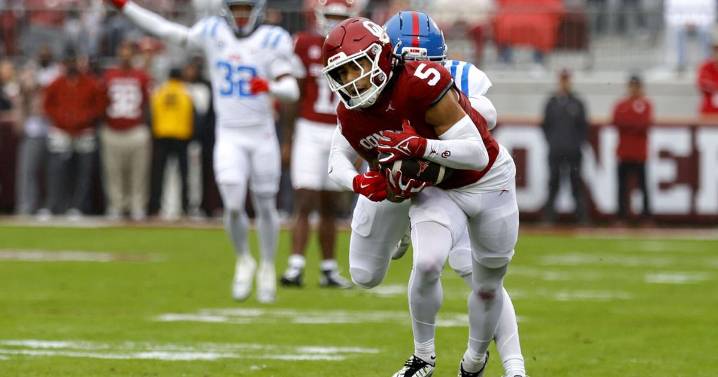 Isaiah Sategna fumble proves costly; How did Kobie McKinzie injury affect OU defense vs. Ole Miss?