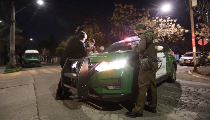 Hombre murió tras ser apuñalado y abandonado en la vía pública de Talcahuano