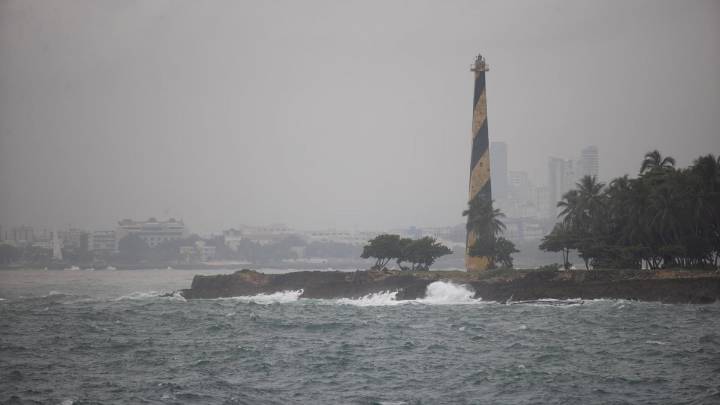 Huracán Melissa azota la zona del Caribe con categoría cuatro