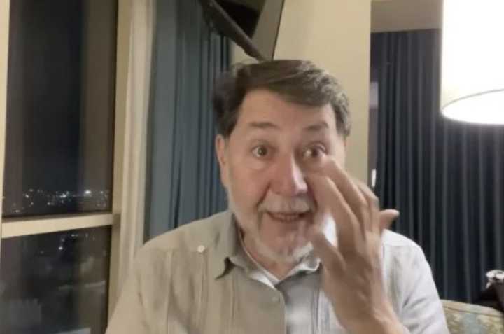 Fernández Noroña llora por Palestina durante transmisión en vivo (Video)