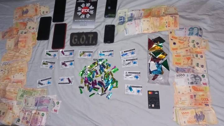 Allanamientos y detenciones en un golpe al narcomenudeo de drogas en Santa Fe y Santo Tomé