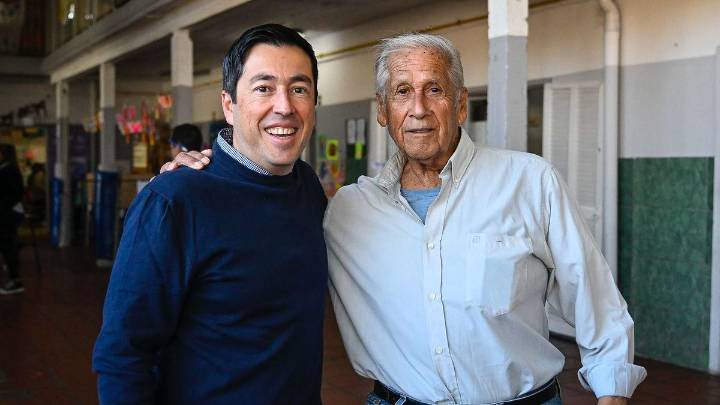 Leo Nardini votó en Grand Bourg y convocó a fortalecer la democracia