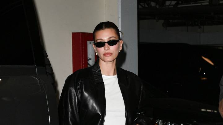 Hailey Bieber Has Perfected Her Transeasonal Uniform