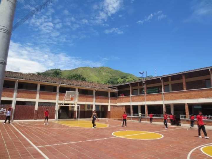 Indignación por amenazas contra la rectora de un colegio en Norte de Santander