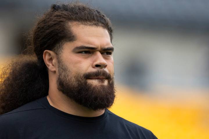 Pittsburgh Steelers’ key offensive starter suffers pectoral injury