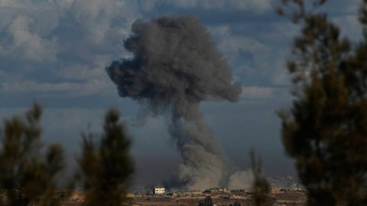 Hamas seeks ‘guarantees’ that Israel will end Gaza war as talks continue