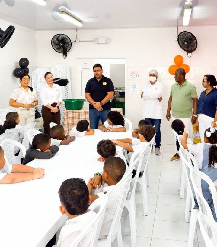 Alcaldía de Cartagena inaugura comedor escolar en la I.E. Mercedes Ábrego para 636 estudiantes