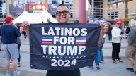 Más latinos y negros con Trump en 2024, ahora récord de disgusto