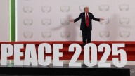 Trump rubrica en Egipto su plan de paz para Gaza ante los principales líderes europeos y árabes
