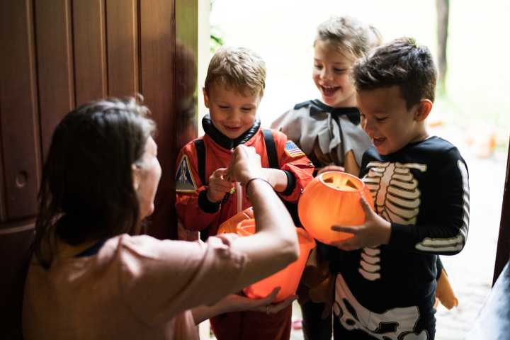 2025 Indianapolis trick-or-treat hours announced, IMPD to patrol neighborhoods