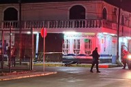 Violento ataque armado en bar de Playa del Carmen deja como saldo un muerto y un lesionado de gravedad