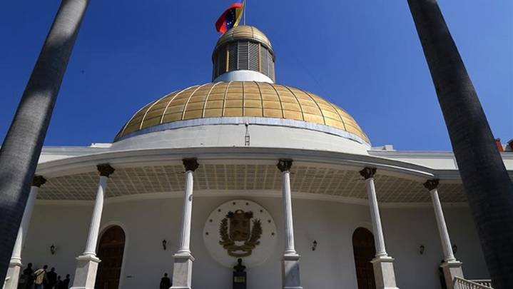AN en sesión ordinaria discutirá declarar "persona non grata" a la primera ministra de Trinidad y Tobago 28 de octubre de 2025 | País Además de el Proyecto de Ley de los Comandos para la Defensa Integ