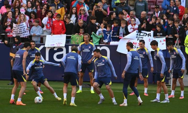 Simeone insiste con Baena en el probable once contra el Betis