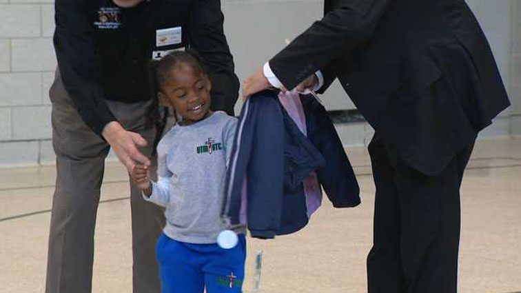 Hundreds of children in Overlea receive new coats for winter