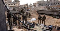 Avisa Ejército israelí que sigue rodeando Gaza y advierte que volver es peligroso