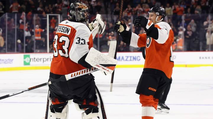 Brink gets 2 points, Flyers recover for shootout win against Penguins
