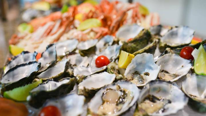 Pullman Adelaide unveils a 70-dish Christmas Day buffet in the city