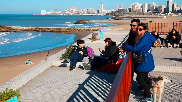 Feriado XXL: viajaron 1,4 millones de turistas por el país y dejaron más de $260 mil millones