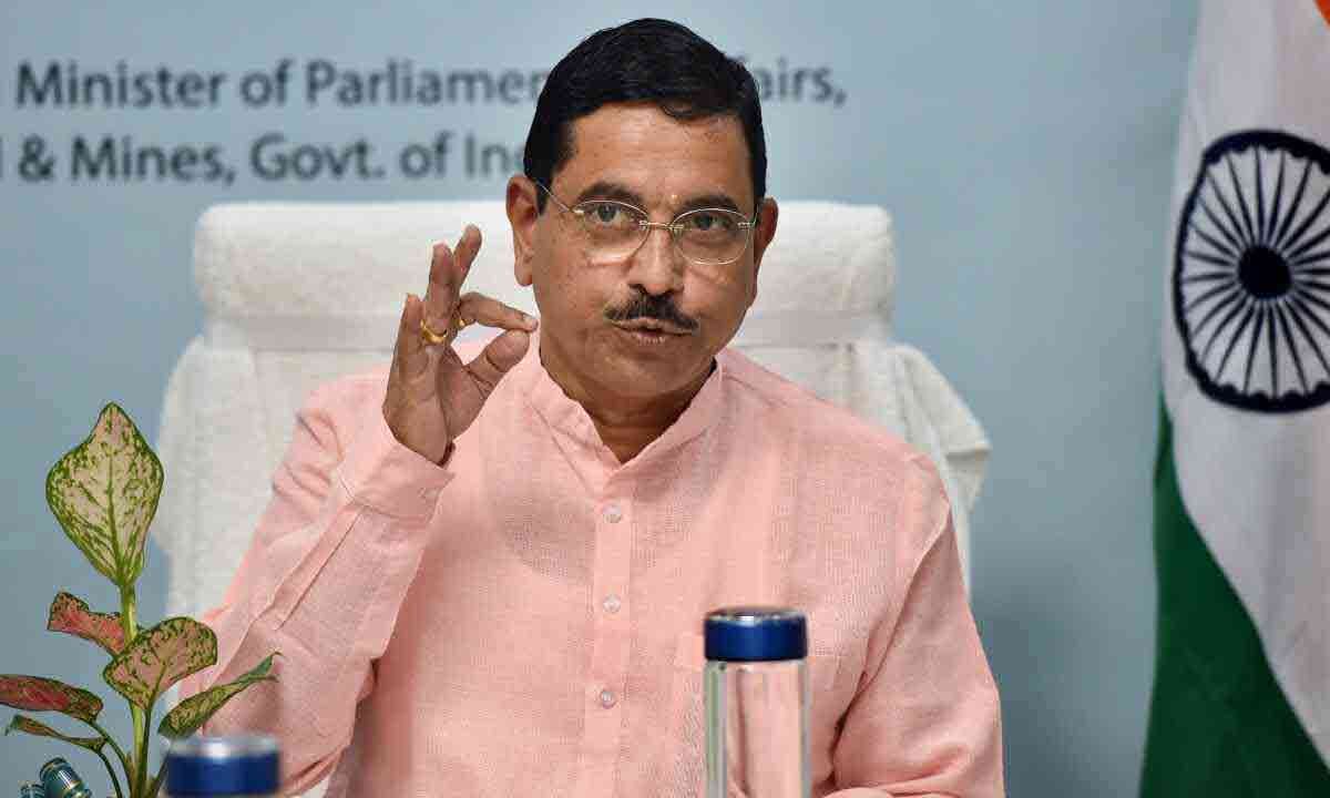 Strict action against e-com platforms violating consumer rights: Pralhad Joshi